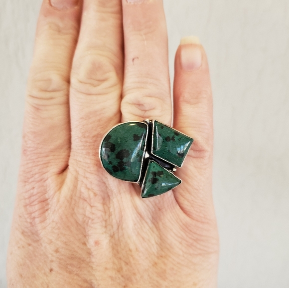 New Ruby Zoisite 925 Silver Ring. - Picture 6 of 7